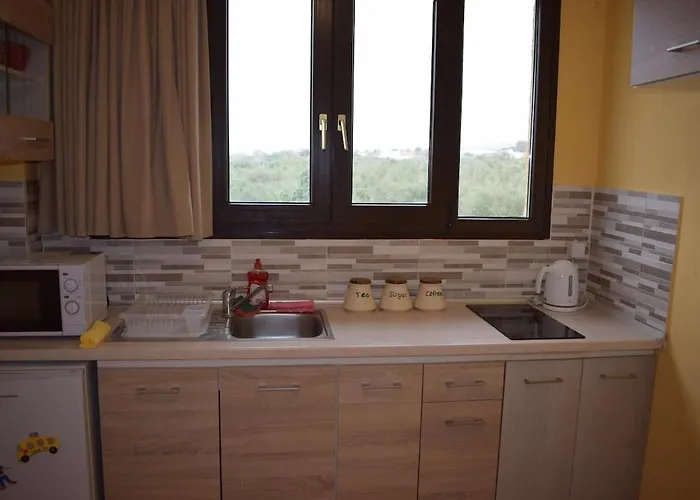 Funky Nest - A Cozy In Zipari Apartment Ziparion