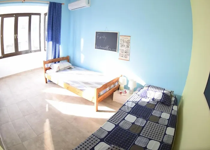 Funky Nest - A Cozy In Zipari Apartment *
