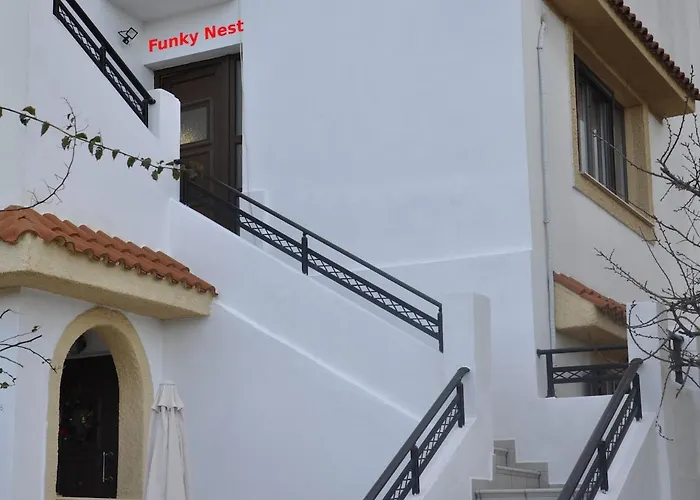 Funky Nest - A Cozy In Zipari *