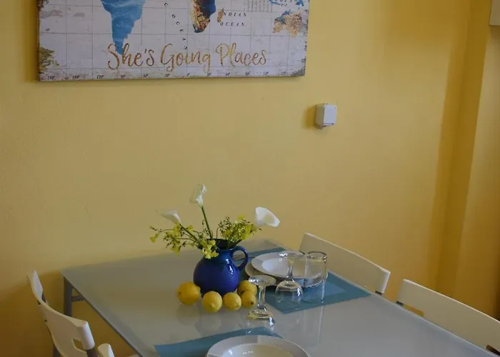 Апартаменты Funky Nest - A Cozy In Zipari